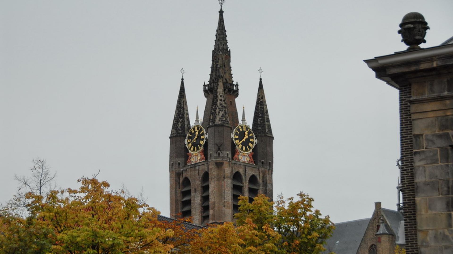 3 Oude kerk voor sociale kant GL - flickr FaceMePLS CC BY 2 0.jpg